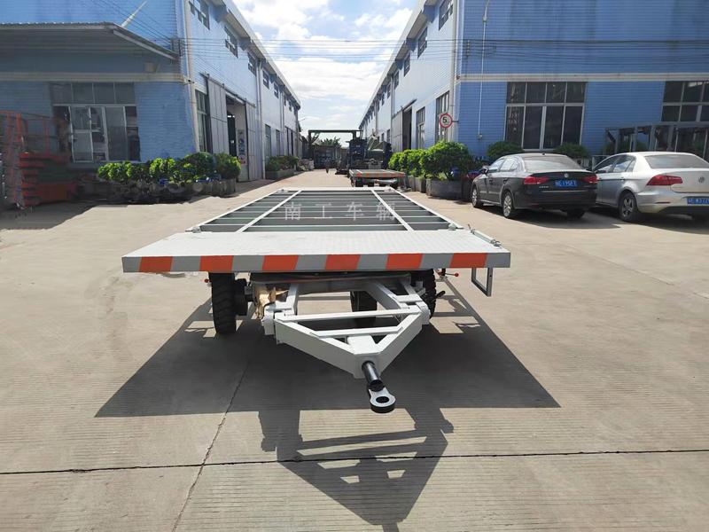 16T爱体育官方网站骨架式全挂车