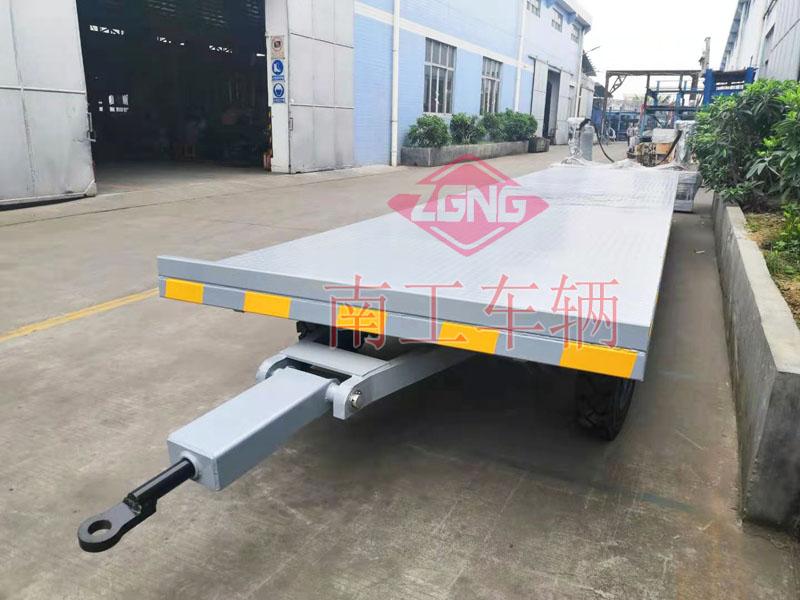 6吨爱体育官方网站长8点2米宽1点8米