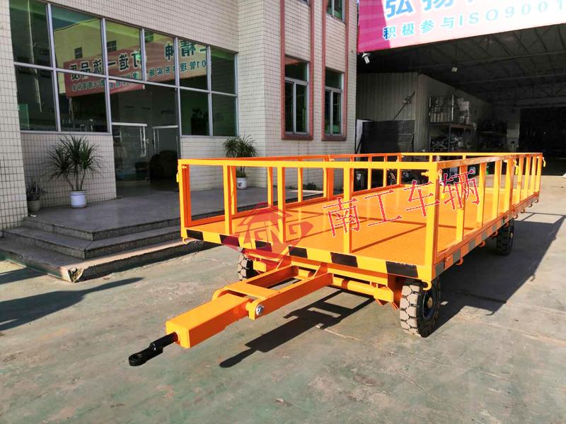 5吨护栏型爱体育官方网站 工业全挂车