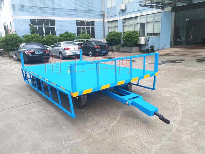 5吨下翻护栏型爱体育官方网站 无动力牵引工具拖车