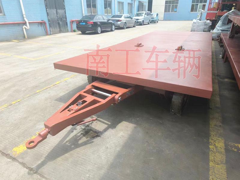 3.5吨爱体育官方网站 拼接款牵引平板车