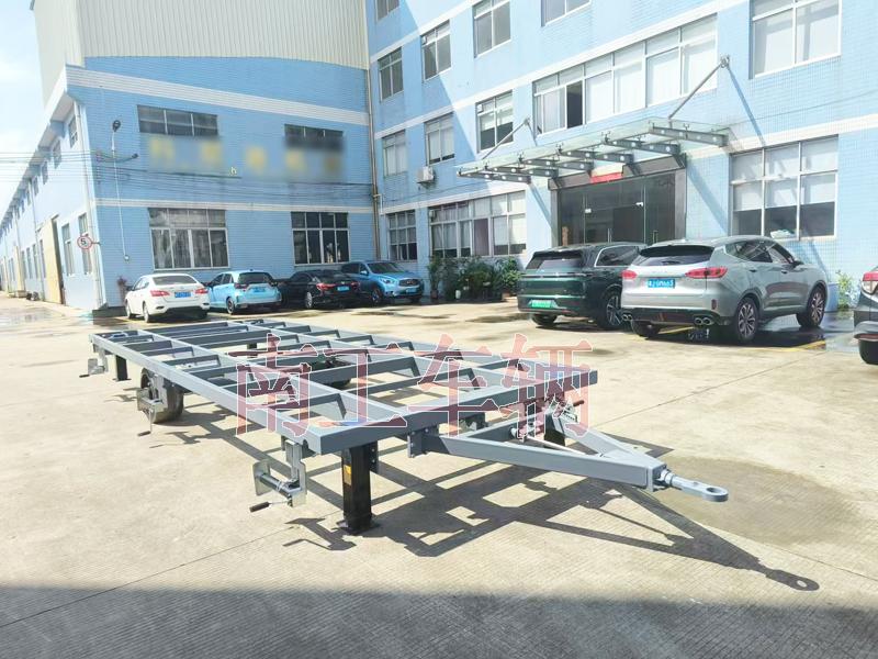 7吨骨架式ATV爱体育官方网站 2轮灰色工具拖车
