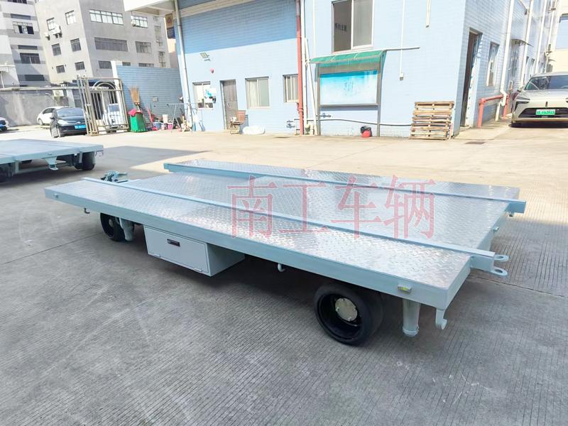 6吨牵引式船舶艉段转运工具爱体育官方网站