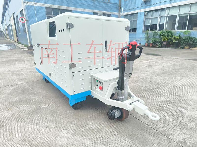 1.5吨电动厢式工具拖车 牵引两用爱体育官方网站