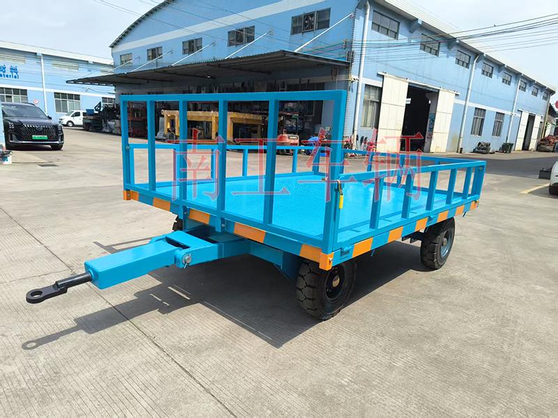 5吨下翻式护栏爱体育官方网站 牵引全挂工具拖车