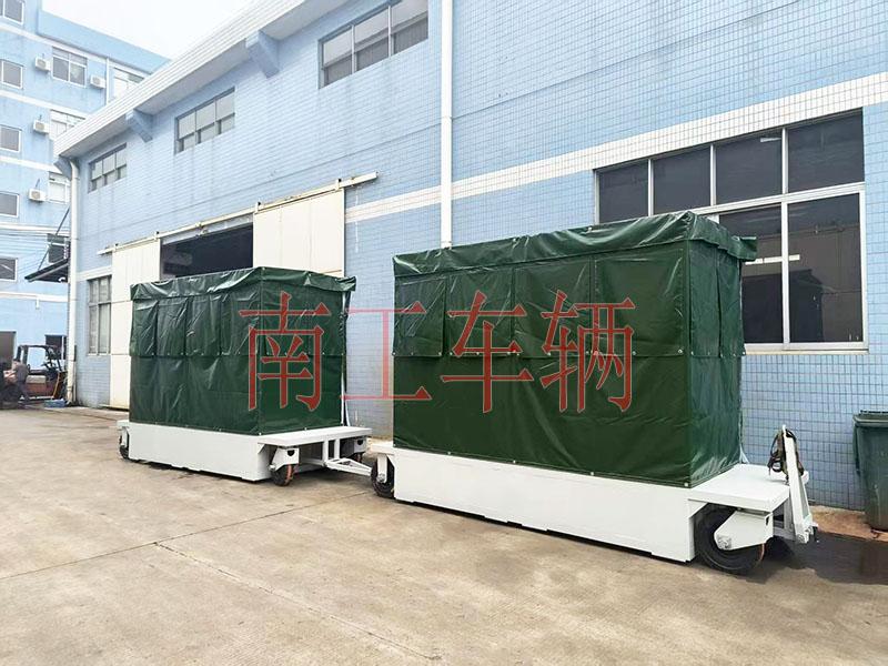 3吨同轨迹雨棚拖车