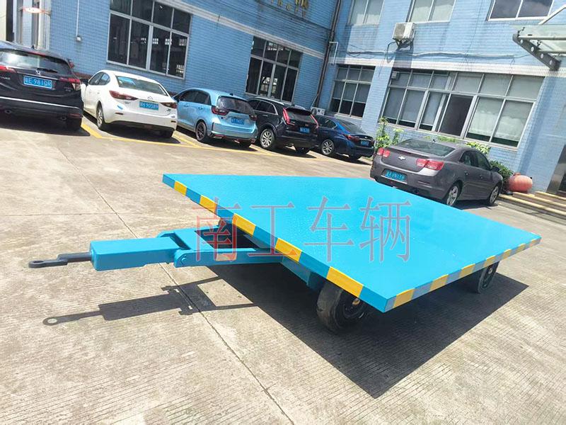 5吨牵引爱体育官方网站 工业全挂拖车
