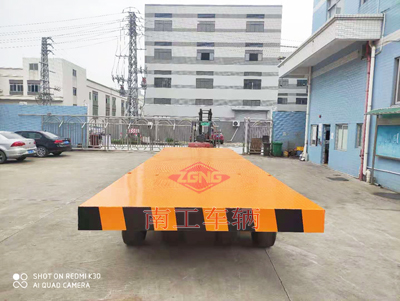 1672976827159335.jpg 30吨重型爱体育官方网站带四个转盘2I.jpg