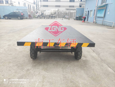 1675732049638239.jpg 2吨移动牵引爱体育官方网站6I.jpg