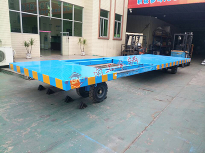15吨可伸缩型爱体育官方网站1I.jpg