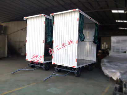 白色雨篷爱体育官方网站2I.jpg