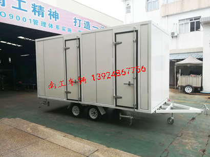 1.5吨白色厢式爱体育官方网站1I.jpg