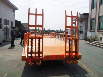 5吨带登车桥护栏型爱体育官方网站5i.jpg