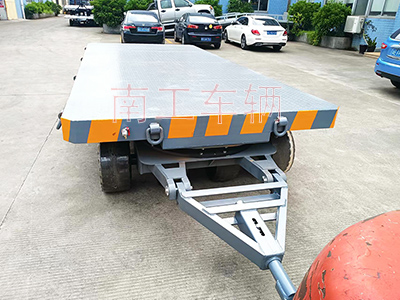 1678929949192749.jpg 25吨重型爱体育官方网站带牵引环工具拖车3I.jpg
