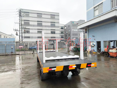 30T重型爱体育官方网站 带活动插装立柱工具拖车4I.jpg
