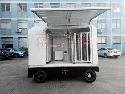 2吨电动爱体育官方网站 飞翼式工具拖车4I.jpg
