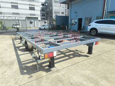 7吨骨架式ATV爱体育官方网站 2轮灰色工具拖车3I.jpg