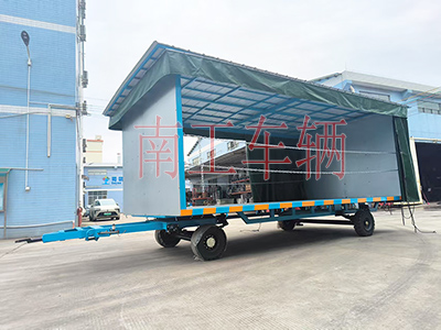5吨雨篷拖车 牵引爱体育官方网站4I.jpg