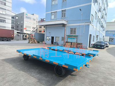4吨牵引爱体育官方网站 全挂式工具拖车3I.jpg