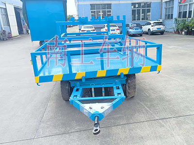 15吨牵引爱体育官方网站护栏型工具拖车5I.jpg
