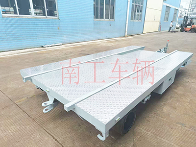 艉段牵引爱体育官方网站4I.jpg