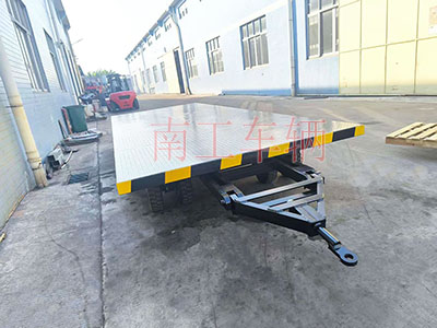 8吨牵引爱体育官方网站 工业用工具拖车无动力2I.jpg