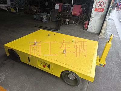 4吨自走式电动爱体育官方网站 牵引拖车5I.jpg