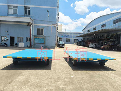 5吨牵引爱体育官方网站工业全挂车1I.jpg