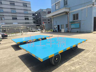 5吨牵引爱体育官方网站工业全挂车4I.jpg